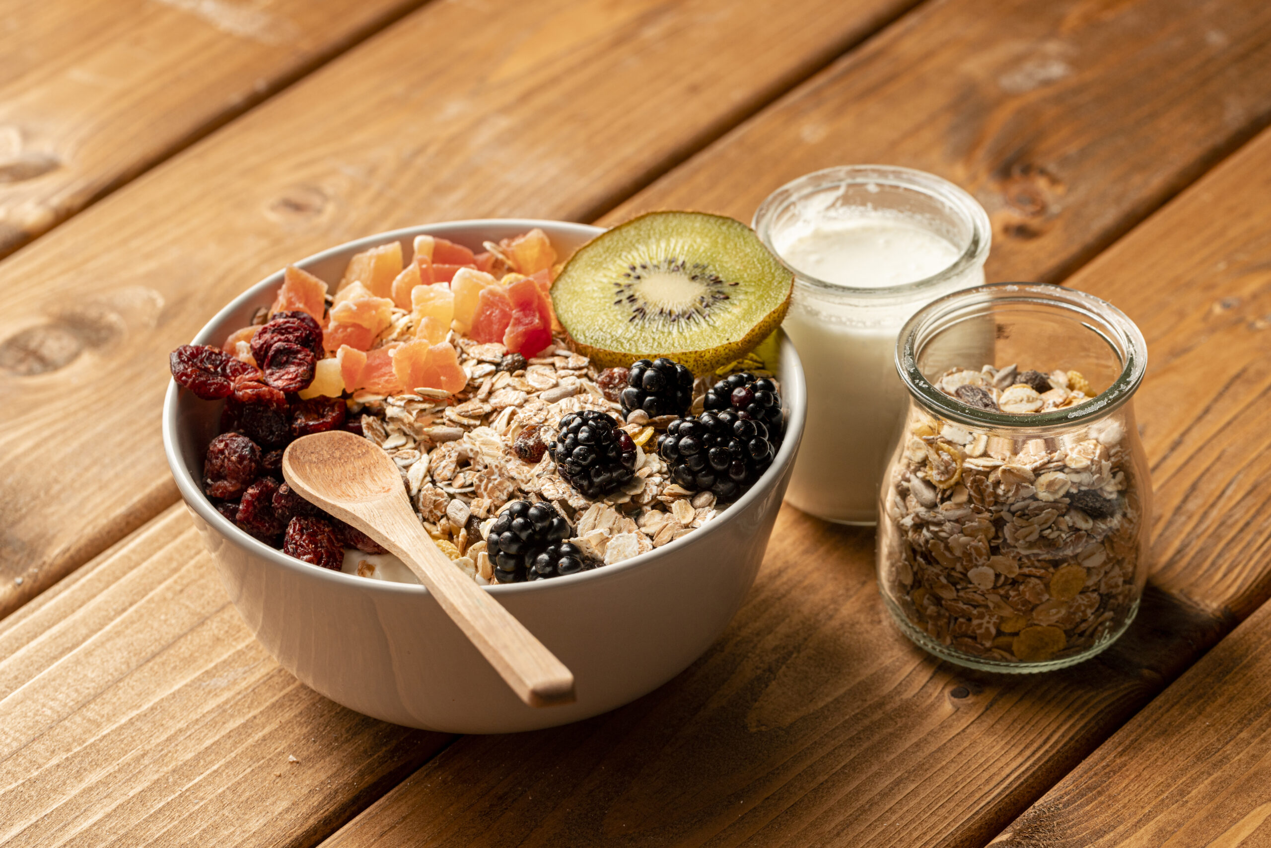 close-up-healthy-breakfast-table